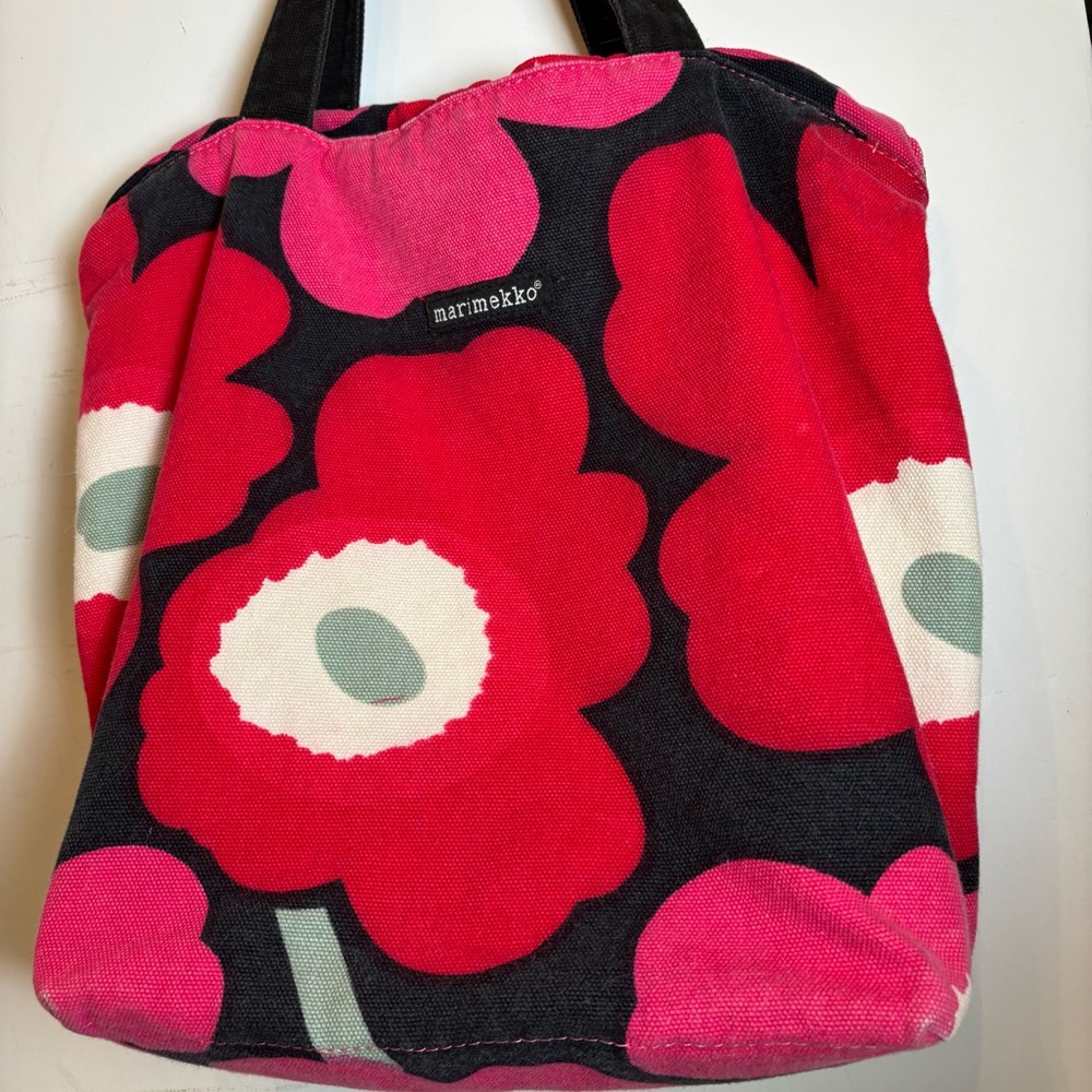 Marimekko Poppies Tote Bag - Picture 4 of 11